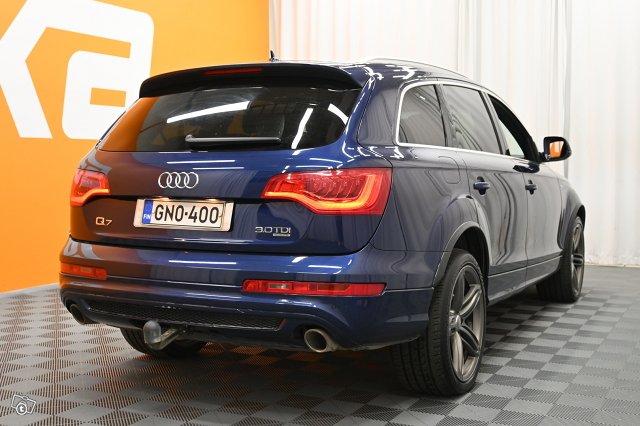 Audi Q7 7