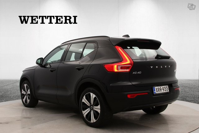 Volvo XC40 3