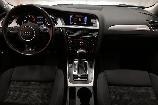 Audi A4 13