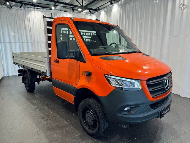 MERCEDES-BENZ SPRINTER 4