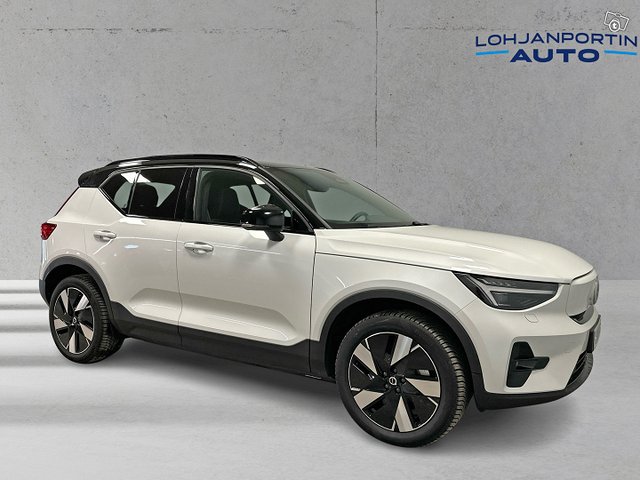 Volvo XC40 6