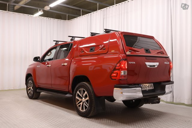 Toyota Hilux 5