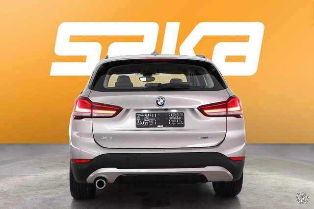 BMW X1 6