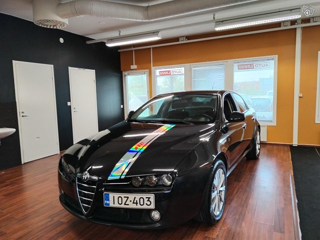 Alfa Romeo 159 7