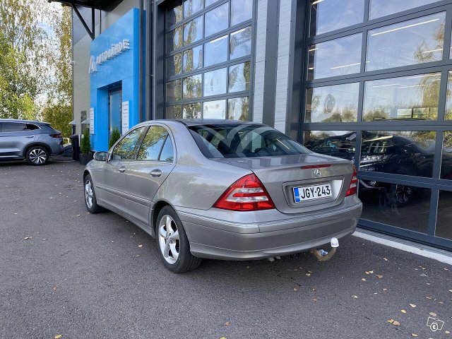 Mercedes-Benz C 3