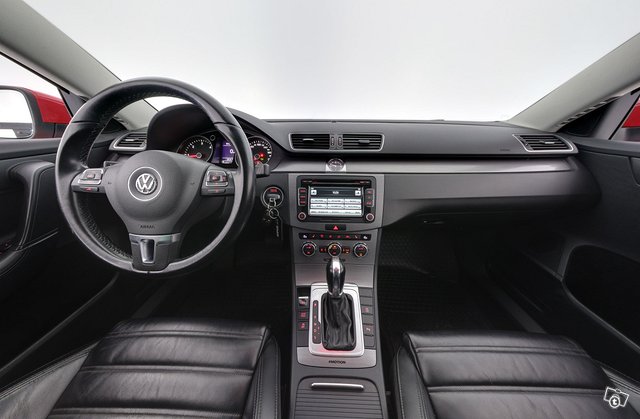 Volkswagen Passat 11