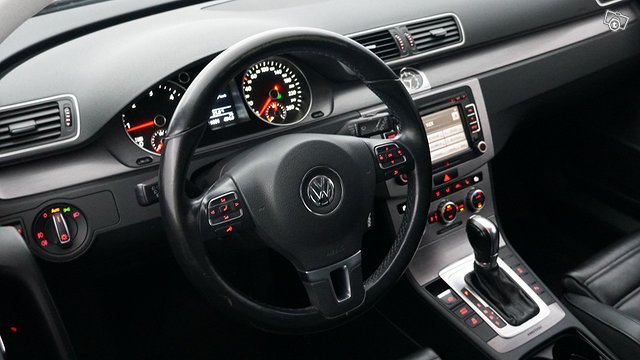 Volkswagen Passat 13