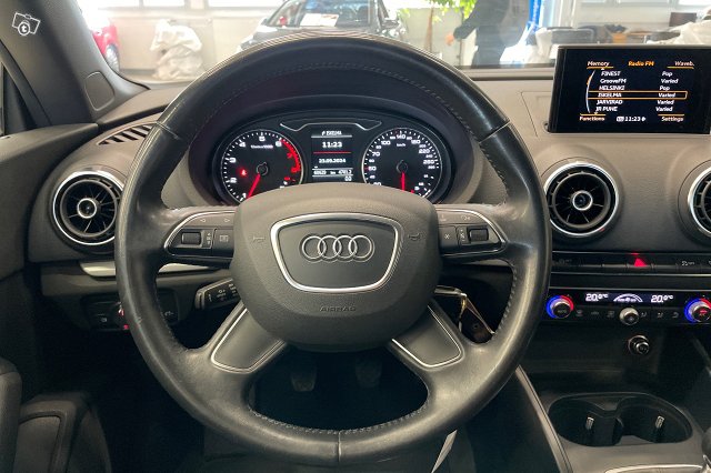 AUDI A3 13