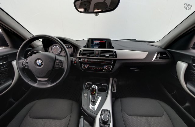 BMW 118 11