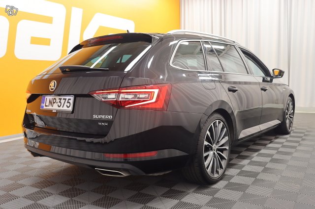 Skoda Superb 7