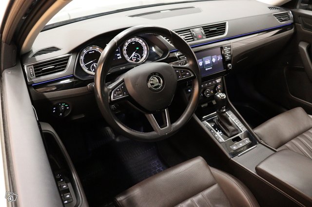 Skoda Superb 13