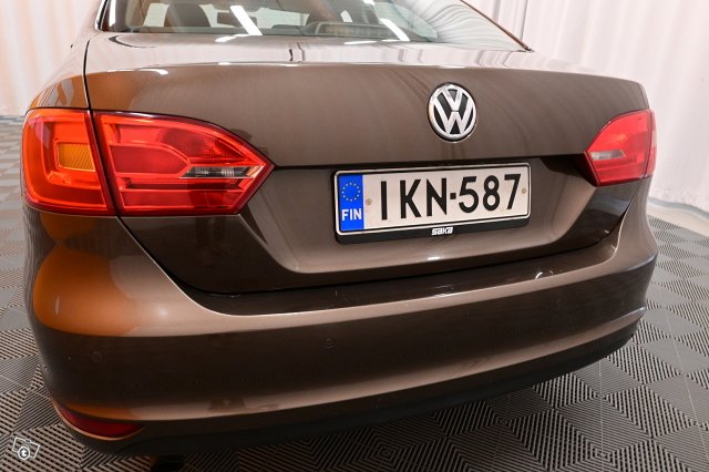 Volkswagen Jetta 10