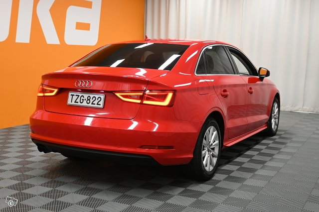 Audi A3 8