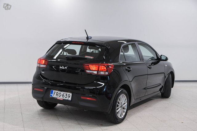 Kia Rio 5