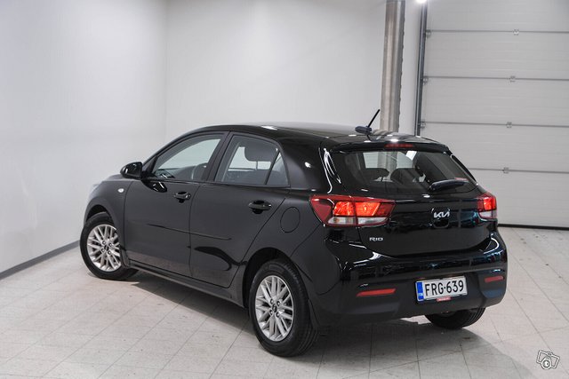 Kia Rio 7