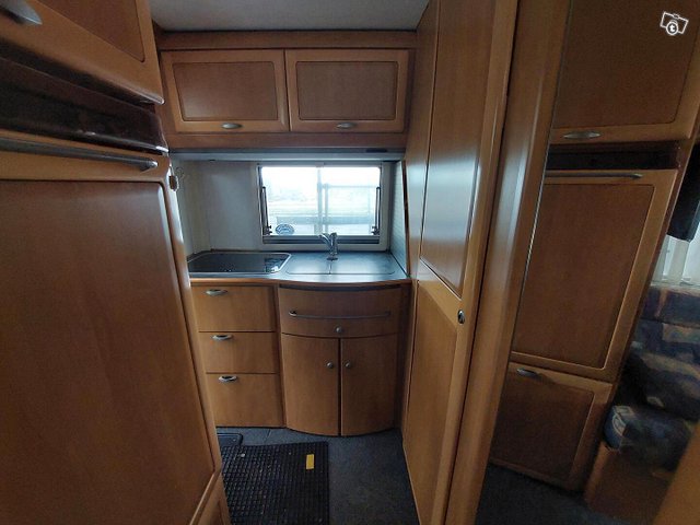 Hymer B 584 8