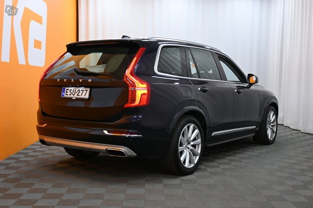 Volvo XC90 7