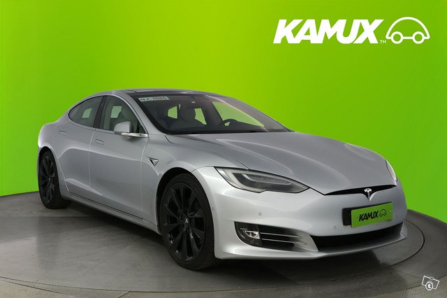 Tesla Model S 1