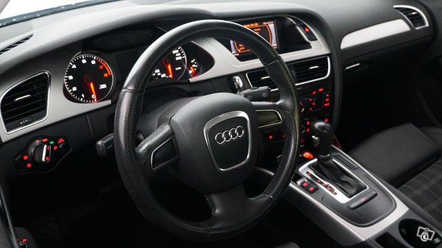 Audi A4 13