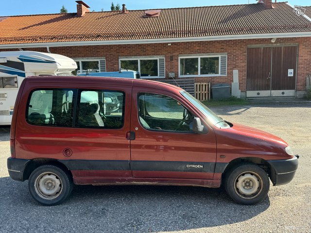 Citroen E-Berlingo 9