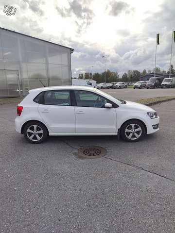 Volkswagen Polo 2