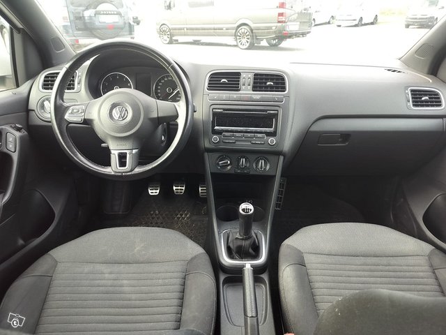 Volkswagen Polo 6