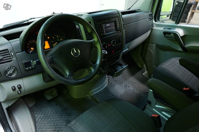 Mercedes-Benz Sprinter 15