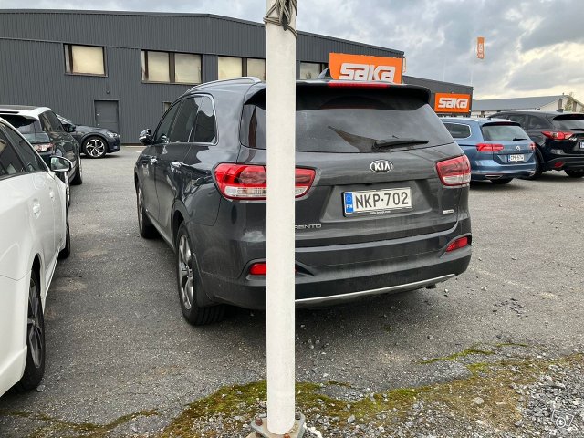 Kia Sorento 4