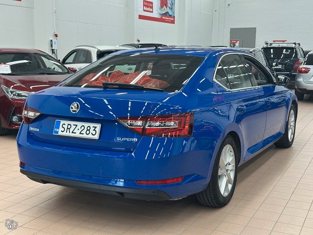 Skoda Superb 2