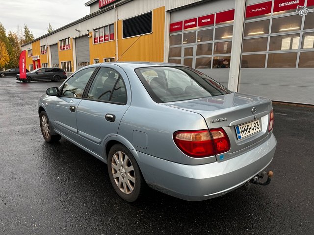 Nissan Almera 3