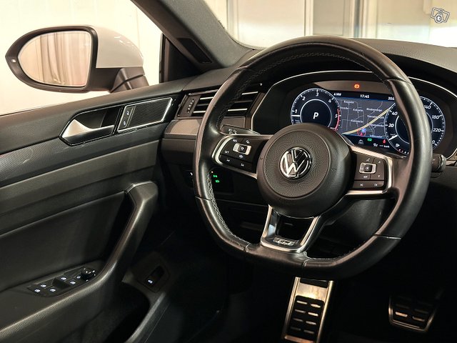 Volkswagen Arteon 13