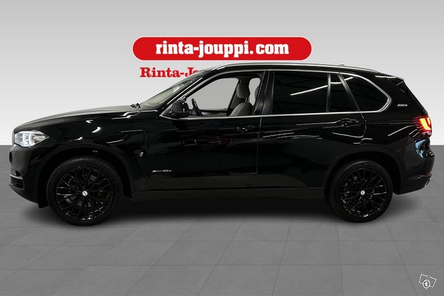 BMW X5 8