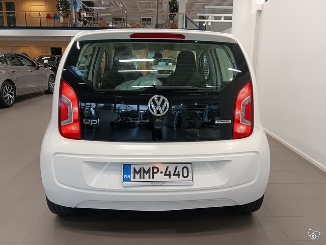 VOLKSWAGEN Up 4