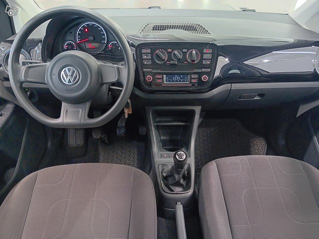 VOLKSWAGEN Up 10