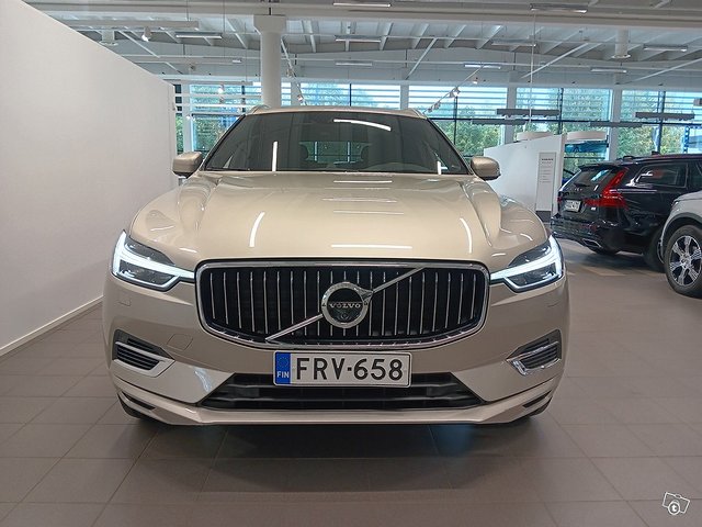 VOLVO XC60 2