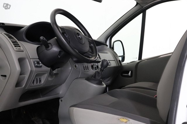 Opel Vivaro 7