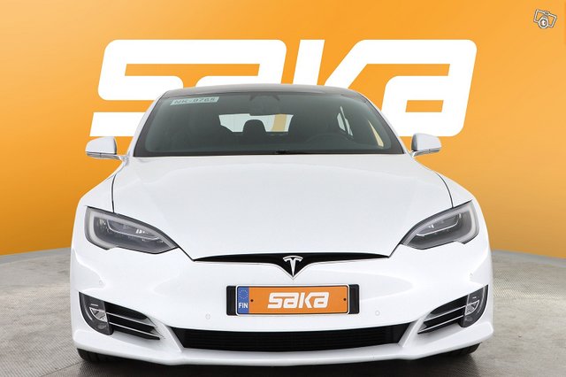 Tesla Model S 2