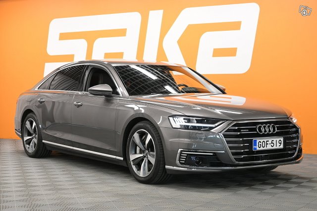 Audi A8 1