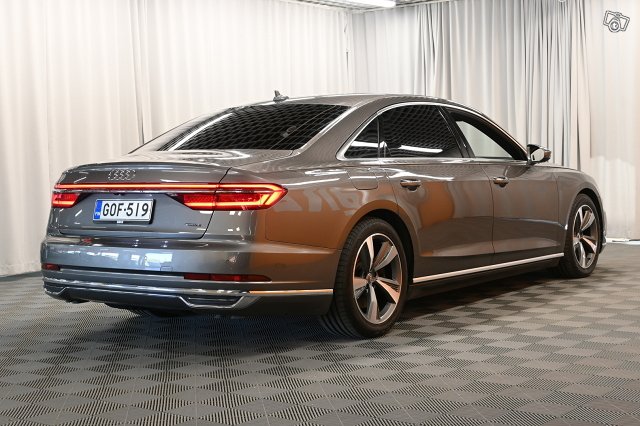 Audi A8 5