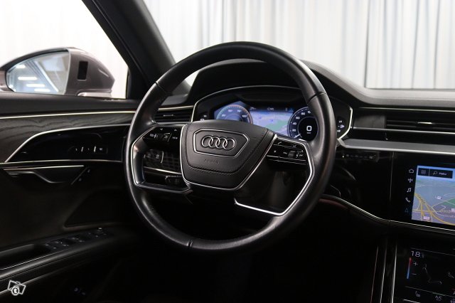 Audi A8 20