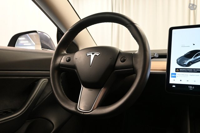 Tesla Model 3 15