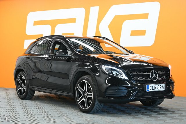 Mercedes-Benz GLA 1