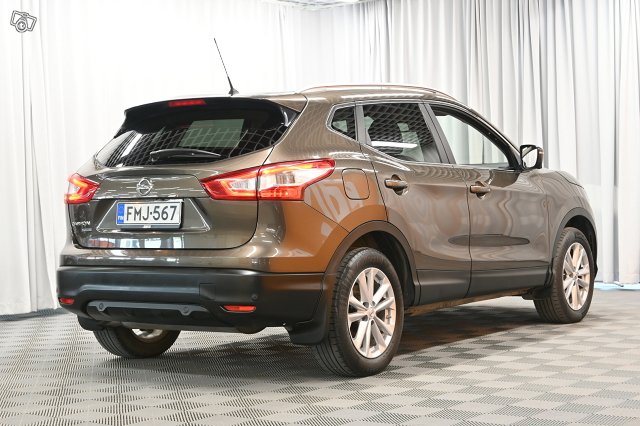 Nissan Qashqai 5