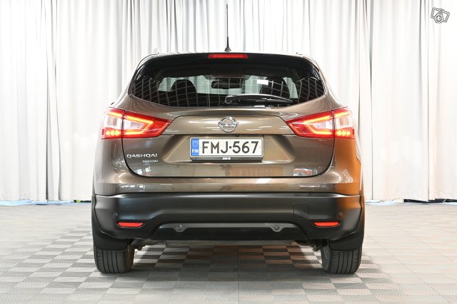 Nissan Qashqai 6