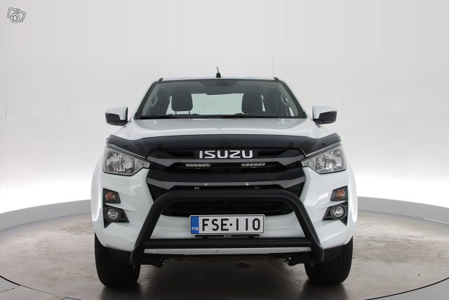 Isuzu D-Max 2