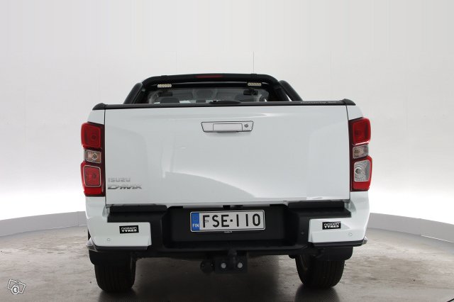 Isuzu D-Max 5