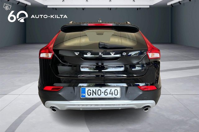 VOLVO V40 Cross Country 4