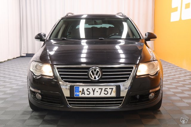 Volkswagen Passat 2