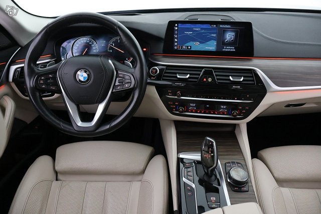 BMW 530 19