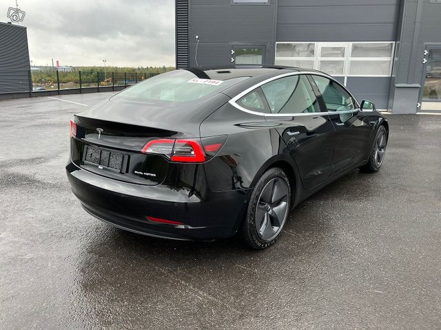 Tesla Model 3 3